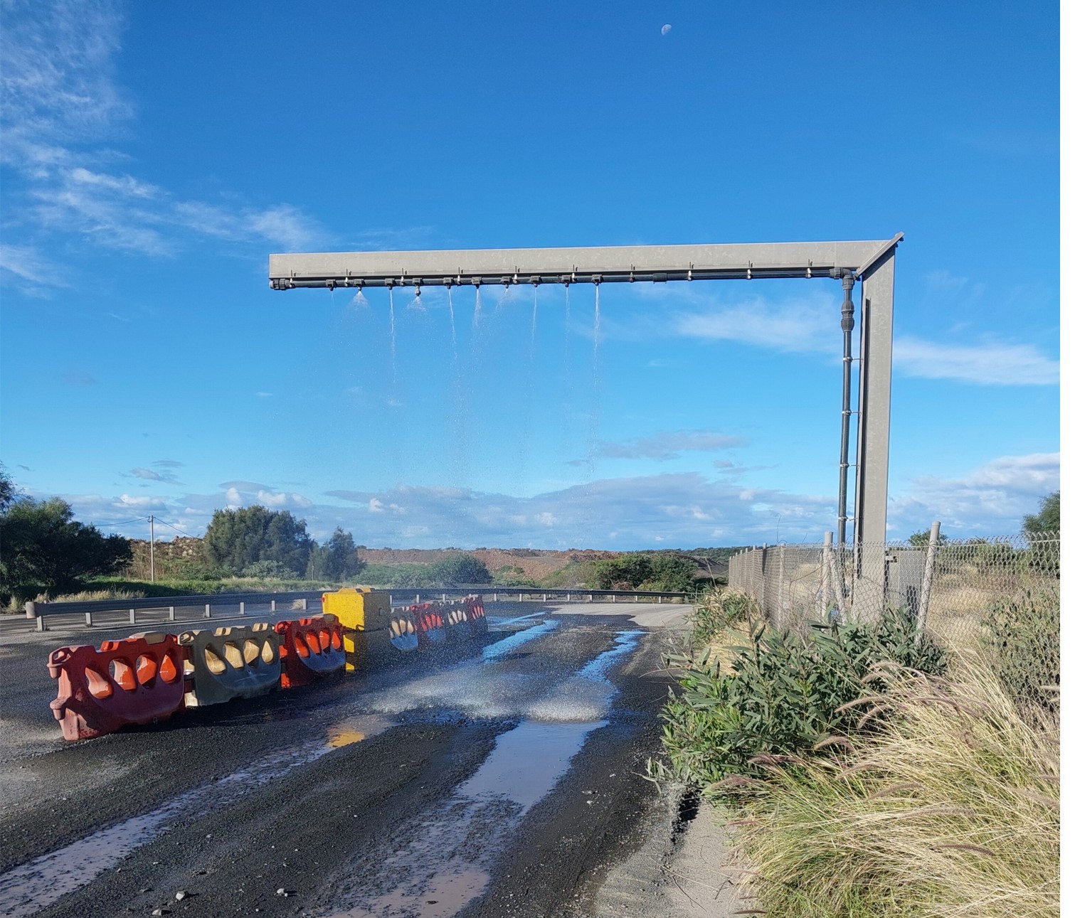 Bass Point Quarry entrance and signage under clear sky