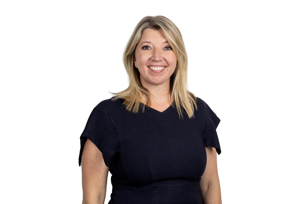 Portrait of Helen Vshivkoff, member of the Australian Executive Committee at Heidelberg Materials.
